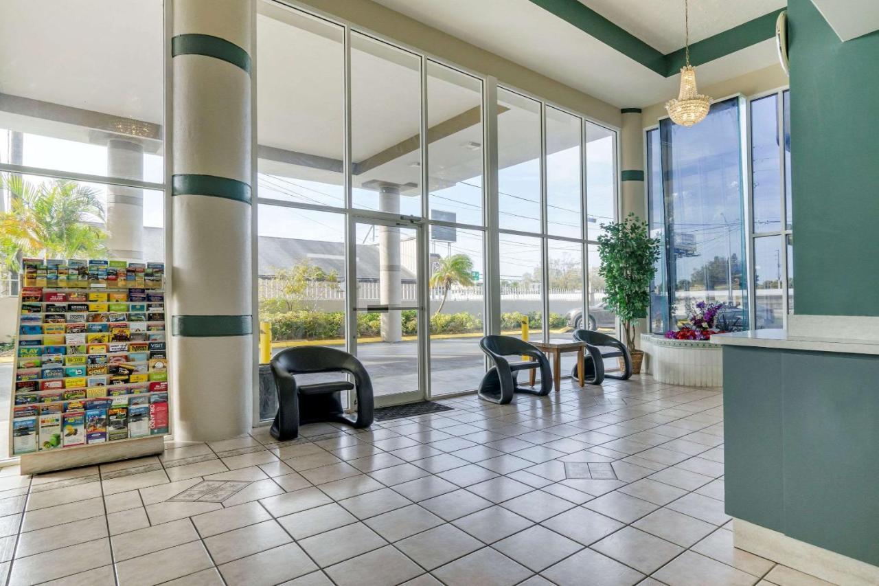 Rodeway Inn Clearwater-Largo Екстер'єр фото