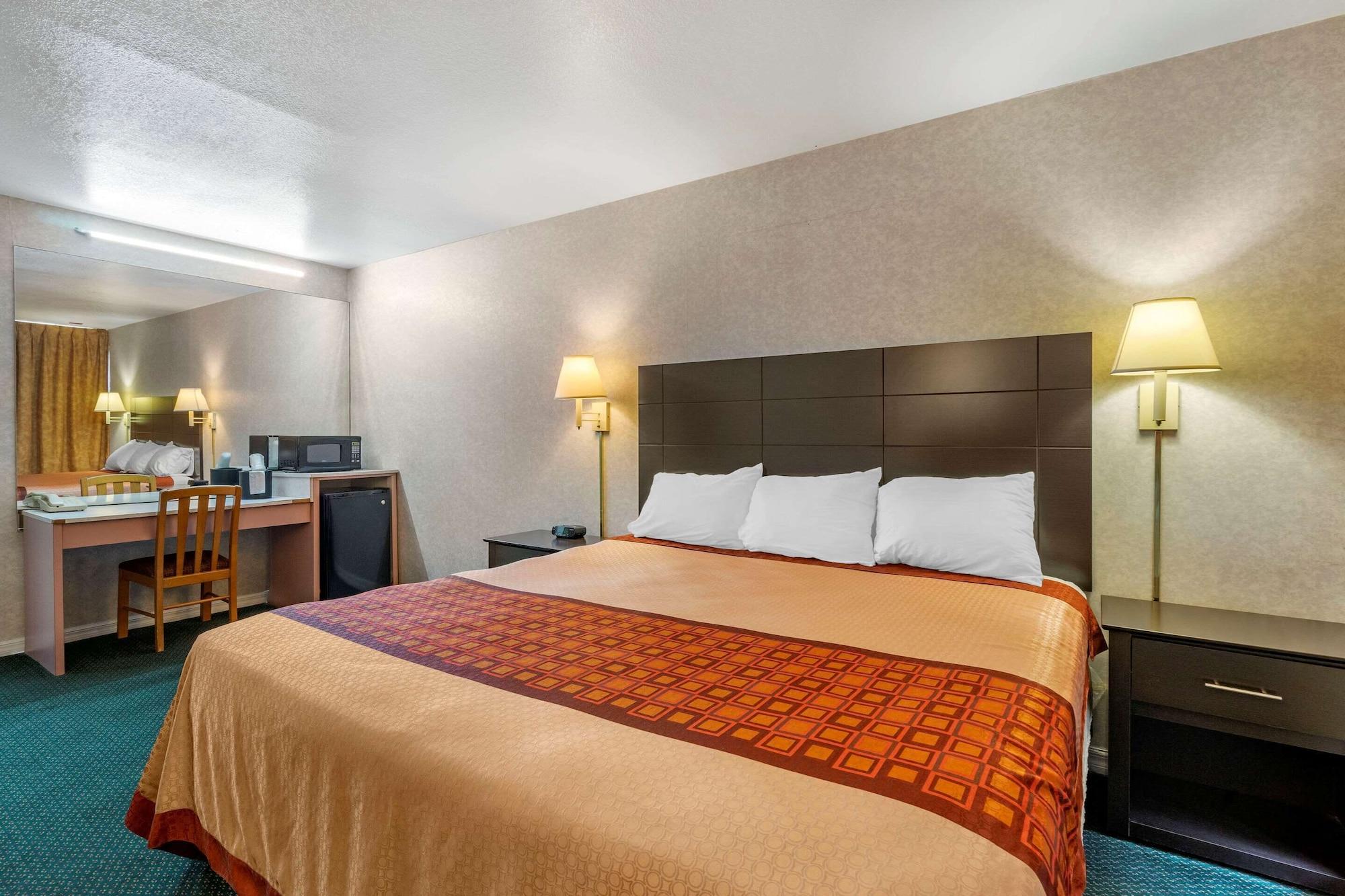 Rodeway Inn Clearwater-Largo Екстер'єр фото